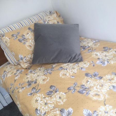 Cricketers Cottage B&B เวสต์มอลลิง ภายนอก รูปภาพ
